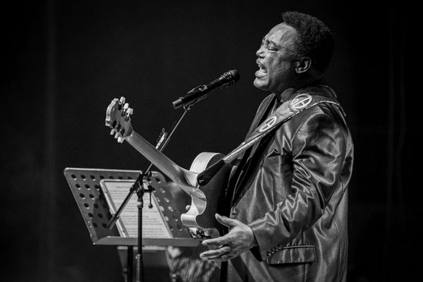George Benson Juli 2019 in Berlin, Foto: Dirk Pagels, Fotograf in Teltow, Kleinmachnow, Stahnsdorf, Potsdam, Berlin, Bundes- Weltweit