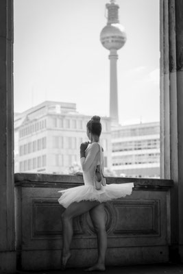 Ballett Shooting mit Emi, Museumsinsel Berlin, Foto: Dirk Pagels, Fotograf in Teltow, Kleinmachnow, Stahnsdorf, Potsdam, Berlin, Bundes- Weltweit