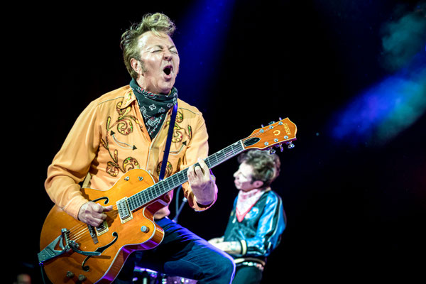 Brian Setzer, Stray Cats 2019 in Berlin, Foto: Dirk Pagels, Fotograf in Teltow, Kleinmachnow, Stahnsdorf, Potsdam, Berlin, Bundes- Weltweit