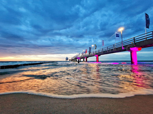 Seebrücke Zingst, 2022, Foto: Dirk Pagels, Fotograf in Teltow, Kleinmachnow, Stahnsdorf, Potsdam, Berlin, Bundes- Weltweit