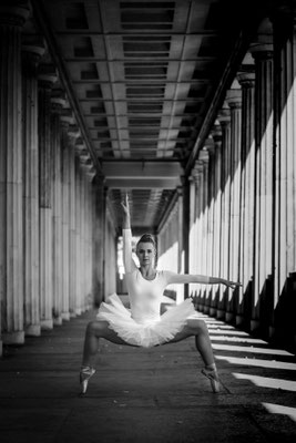 Ballett Shooting mit Emi, Museumsinsel Berlin, Foto: Dirk Pagels, Fotograf in Teltow, Kleinmachnow, Stahnsdorf, Potsdam, Berlin, Bundes- Weltweit