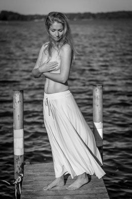 Sensual Shooting am Berliner Wannsee, Melanie, September 2020, Foto: Dirk Pagels, Peoplefotograf in Teltow, Kleinmachnow, Stahnsdorf, Potsdam, Berlin, Bundes- Weltweit