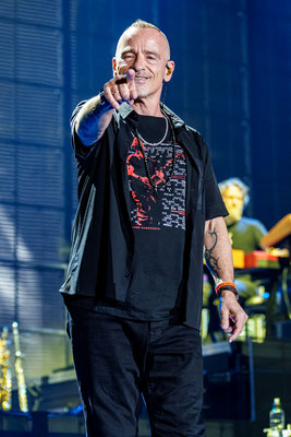 Eros Ramazzotti, Mercedes Benz Arena, Mai 2023, Foto: Dirk Pagels, Fotograf in Teltow, Kleinmachnow, Stahnsdorf, Potsdam, Berlin, Bundes- Weltweit