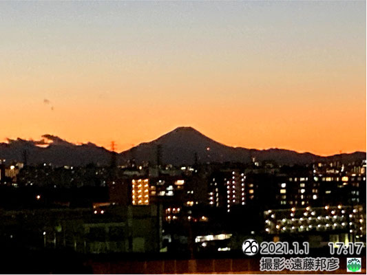 夜景と富士山