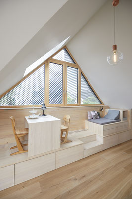 Schreinrei Radolfzell - Dachgiebel mit Sitzecke