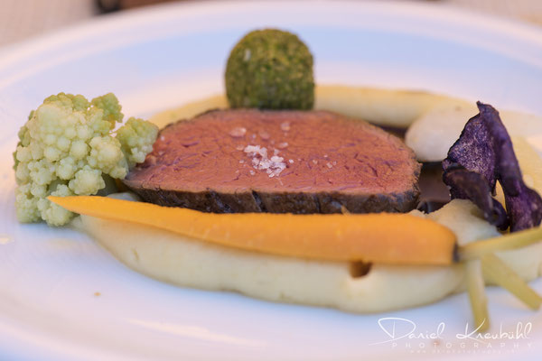 Mittelstück vom Rinderfilet, Kartoffelmousseline, Gebackene Markpraline
