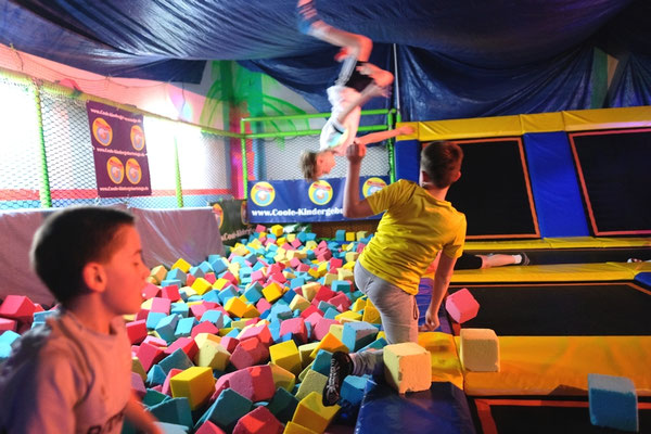 trampolinhalle-trampolin-kindergeburtstag-gütersloh