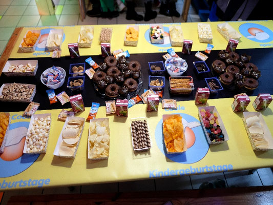 geburtstagstisch-kindergeburtstag-funsport