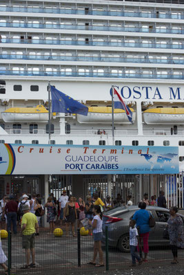 Cruise terminal Pointe-à-Pitre © Davenport, 2014, Comité du Tourisme des Îles de la Guadeloupe CTIG 