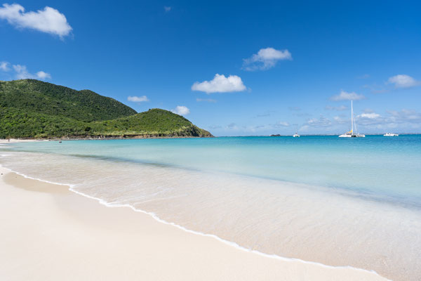 Anse Marcel Strand © Donovane Tremor, via Office de Tourisme de Saint  Martin 