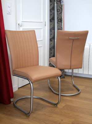 Chaises simili cuir