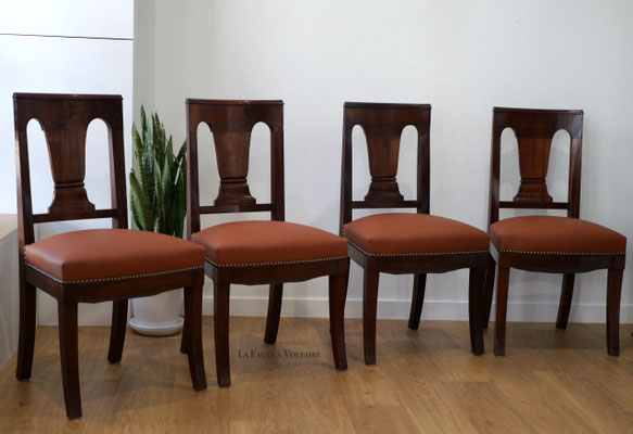 Chaises en cuir restaurées. Cuir Sofic London
