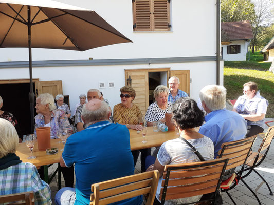Familienweingut Südburgenland  Uhudler kaufen  Uhudler online kaufen  Uhudler Südburgenland  Uhudler Wein  echter Uhudler  Uhudler Shop