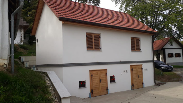 Direktträgerreben Wein  Uhudler Frizzante  Uhudler Rot  Uhudler Traubensaft  Uhudler Marmelade  Familienweingut Südburgenland  Uhudler kaufen  Uhudler online kaufen  Uhudler Südburgenland  Uhudler Wein  echter Uhudler  Uhudler Shop