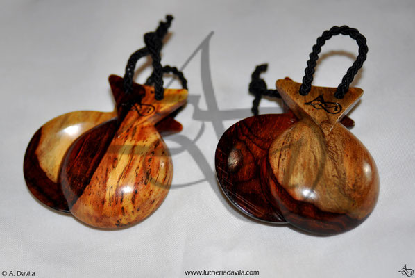 Castañuelas de cocobolo.