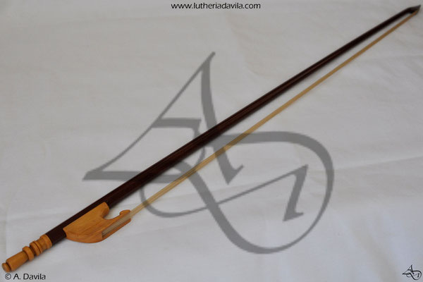 Baroque bow for Gamba Violas Bass in balata wood with nut and button boxwood