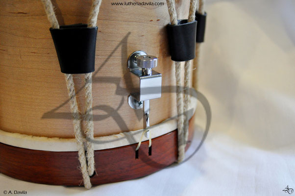  Maple drum with walnut rings and stainless steel and chrome accessories.