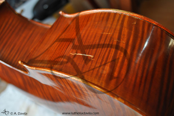 Repair of break of violoncello side.