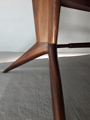 Gugliemo Ulrich Attr. Sculptural Mahogany Dining Table, Italy, 1950s