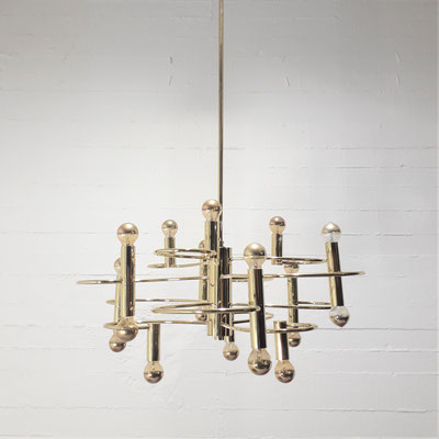 Gaetano Sciolari Set of Eight Brass Spiral Chandeliers for Boulanger, Italy, Belgium, 1970s