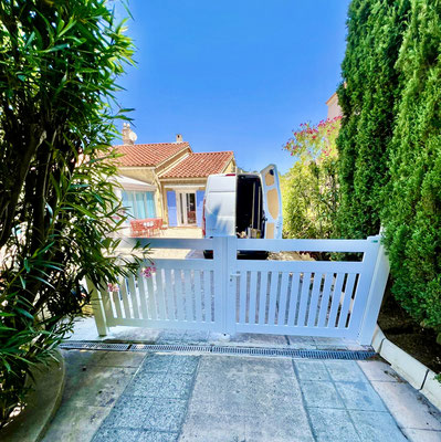 Portails :sur mesure de chez Altiva Pro Menuisier 2025 en rénovation à Sanary Sur Mer 83110