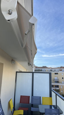 Stores Bannes & Loggia de chez Altiva Pro Menuisier 2021 en rénovation à La Seyne Sur Mer 83500