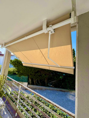 Store Banne Coffre Extérieur : sur mesure de chez Altiva Pro Menuisier à Bandol, en Janvier 2026