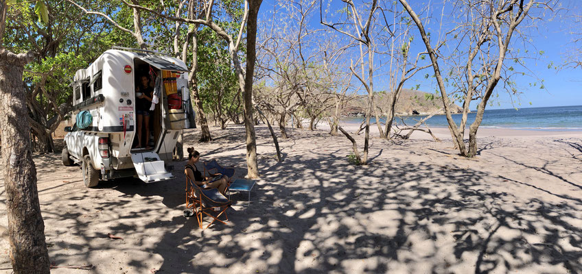 The next day we drove to another white beach mentioned on iOverlander as a gem of a beach and so it was - we spent the whole day there under the trees enjoying the quiet beach..