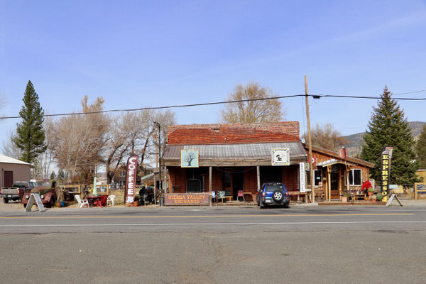 A coffee shop in the middle of nowhere...