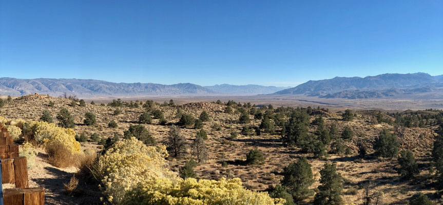 View down Owens Valley