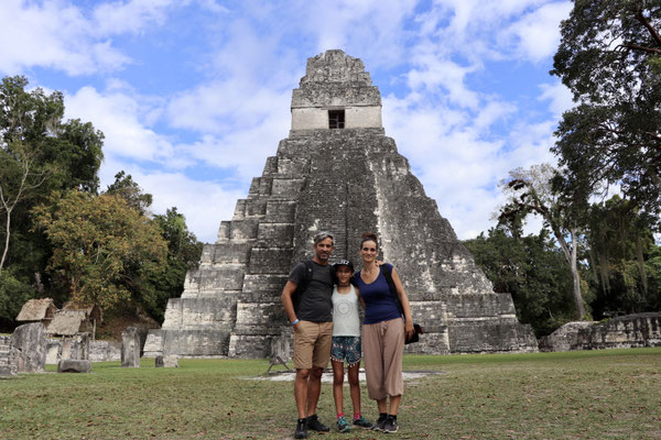 Must have picture in front of Tempel I