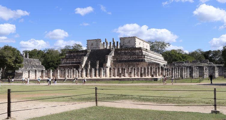 Chichen Itza was built by the Maya people it was one of the major focal points in the Northern Maya Lowlands from AD 600–900 