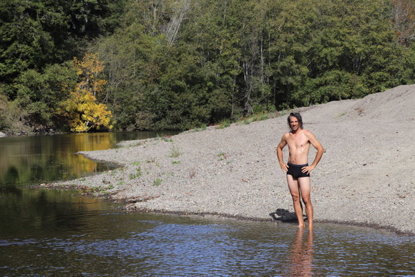 ..and just chilling out next to the river!!