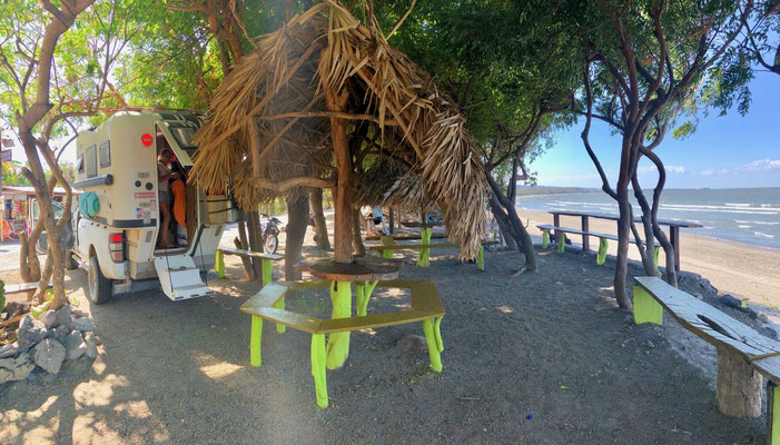 ..we had a view on the lake and a shady place to sit and the hostel kitchen made great food for a reasonable price 