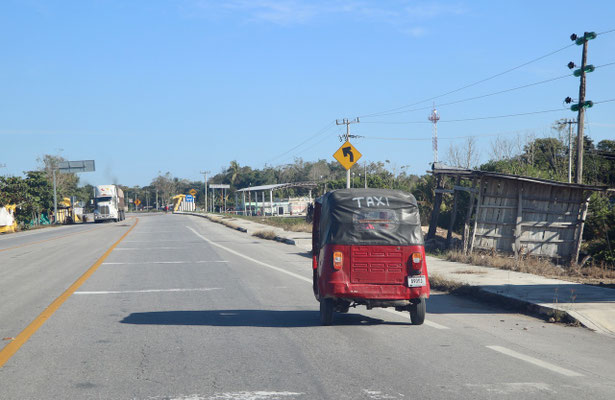 These small three wheeler Taxi's you see more and more the further south you go...