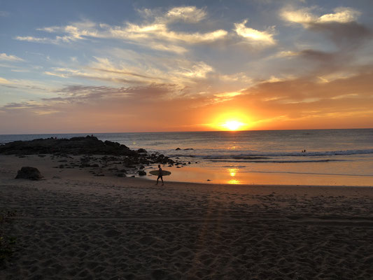 After the last Sunset in Las Penitas we head on towards Managua the capitol of Nicaragua and then to Apoyo Volcano Lake