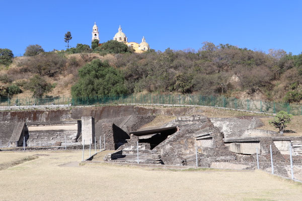 These are the ruins around the pyramid
