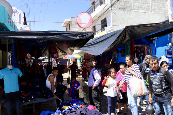 A market in one of the towns we drove through..