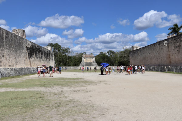 Here you see the great ball court where they played the Mesoamerican ballgame..