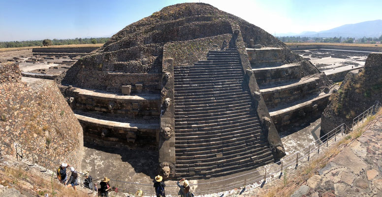 Pyramid behind the Ciudadela was in really good shape
