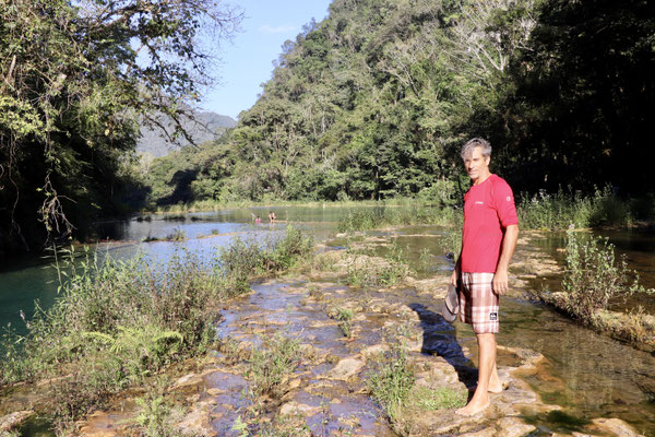 Further up river you would end up looking into rapids disappearing in to a cave - what a phenomena - unfortunately we don't have picture