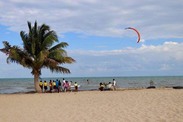 As the wind was blowing literally all day I went for a session - the locals were probably wandering why the Kitesurfer wasn't in the water?