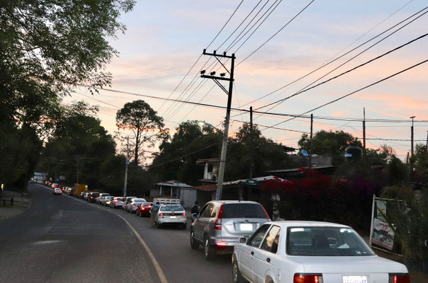 The open Pemex Stations had really long queues...this one was at leased half a mile long..