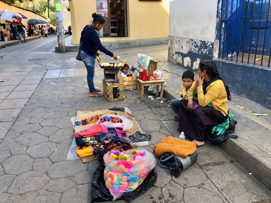 ..Indio Family in the streets of San Cristobal