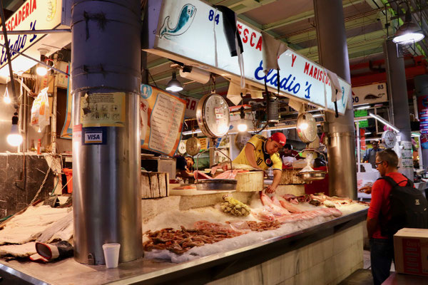 In Mercado de San Juan we found a lot of well prepared market stands..