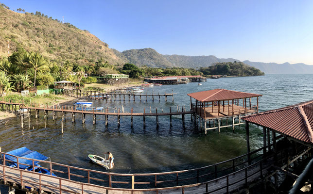 We went for dinner in the restaurant and had a great view over the lake as the sun went down - here you can see a fishermen using the left overs of an old jet ski to paddle to and from his fisher boat