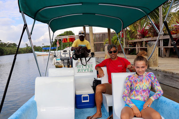 Our guide took us to an island called South Water Caye about a 25 minute boat ride from Hopkins