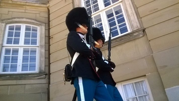 Wachwechsel im Schloss Amalienborg- Foto: Chiara