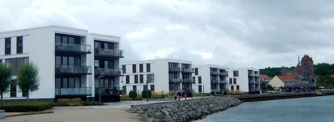 Würfelhäuser an der "Waterfront" von Middelfart