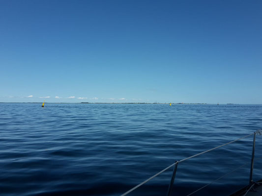 Wochenend und Sonnenschein im Smålandsfahrwasser